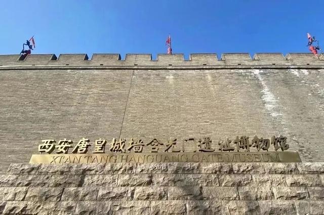 接驳车、观光车、景区直通车，绿色出行畅游曲江
