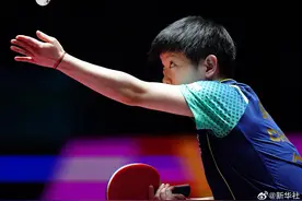 澳门国际乒联世界杯：孙颖莎4比2战胜郑怡静晋级四强图片