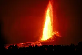 （外代一线）美国夏威夷：观看火山喷发图片