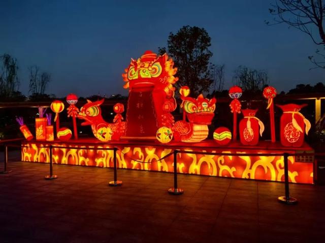 东山湖灯展亮灯！今晚就开逛！