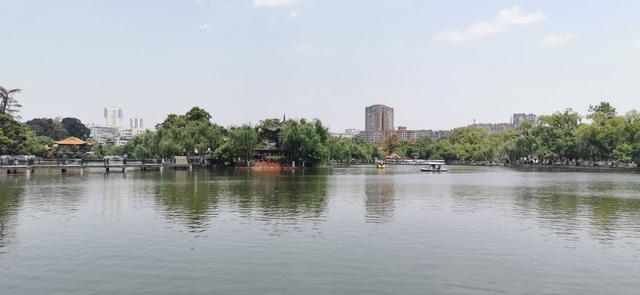 同舟共济：在路上的同济大学