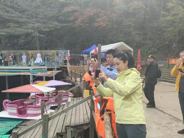 央视《远方的家—宝藏之城》摄制组走进本溪