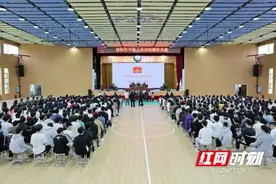 邵阳市工业学校：模拟法庭进校园“沉浸式”普法护成长图片