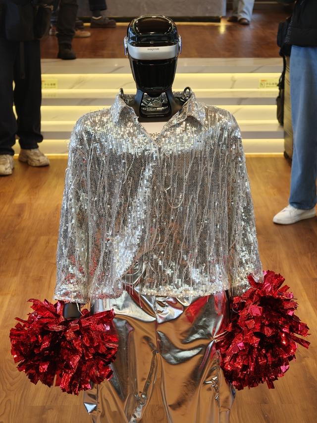 早樱初绽来报春 无锡太湖鼋头渚樱花节启幕 共赴春日赏樱盛宴