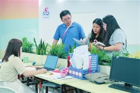 “一条龙”接待服务、主媒体中心软硬件齐全—— 三亚以暖心周到服务迎接媒体记者到来图片