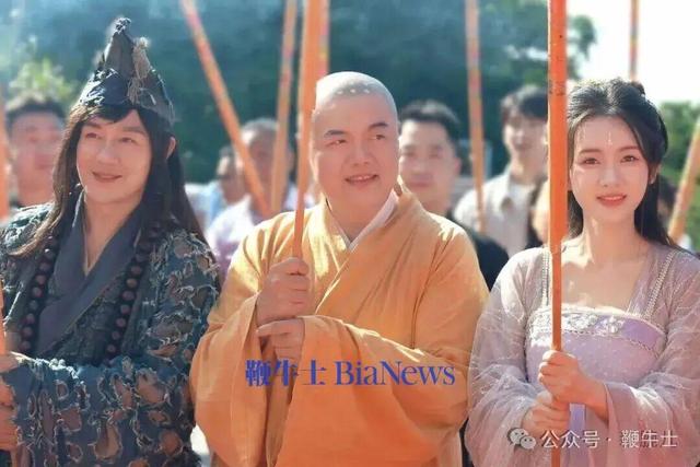 抖音李亮否认募股IPO；易烊千玺疑似代言理想汽车；陈年被雷军演讲感动落泪 | 晚集