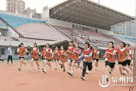 泉州体育中考全市设19个考点 共有12万余名考生图片