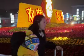 摆摊为儿子筹手术费！潮新闻对话“小林妈妈”：孩子的命是靠社会爱心救回来的图片