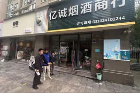 凌晨2点半，民警下班“偶遇”蟊贼，一路尾随成功抓获图片