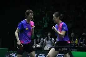 祝贺！#陈梦王曼昱女双冠军#图片