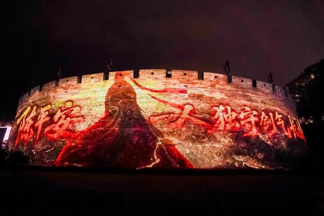 临海频出网红打卡点，解码台州府城的“流量炼金术”