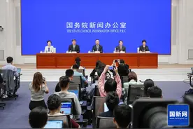 深圳市市长：积极抢抓人工智能终端产业新风口，实施专项行动计划图片