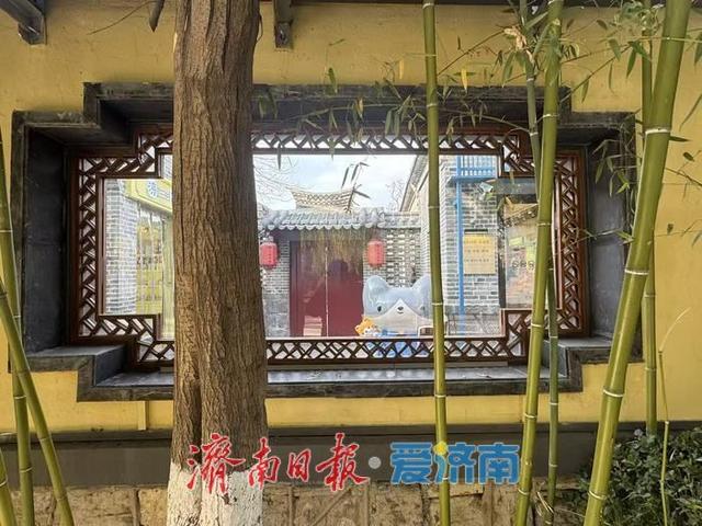 一年四季 泉在济南丨花窗框老街 泉城藏雅韵