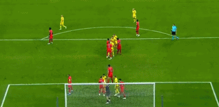 乌克兰1-1英格兰，沃克斩获国脚生涯首球，津琴科推射建功