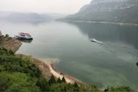 七绝 黄河三峡游（外一首）图片