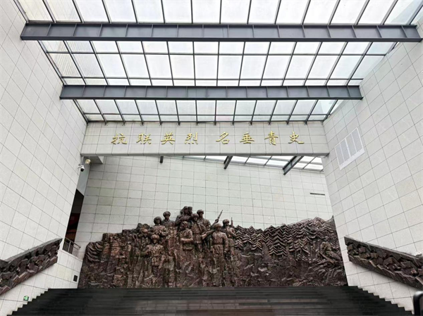 国际在线丨山海有情 冰雪辽宁 ：滑雪温泉喝羊汤 冬天的本溪值得来