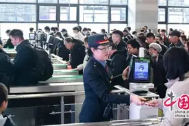 时评：平稳有序的运输背后铁路有担当图片