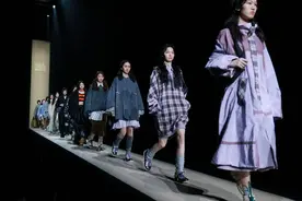 清新“山系风”，WOW-IN “见山”系列亮相中国国际时装周图片