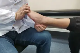 留意！双脚出现5个表现，多半是血糖超标了！图片