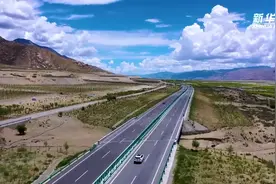 续写“天路”新传奇图片