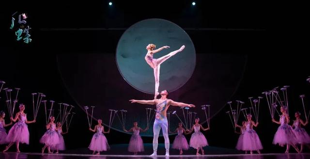 实拍揭秘！9层「垂直文化聚落」，福田新地标