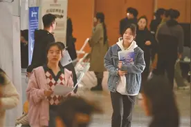 首届“京英”求职赛决赛举行 毕业生求职享“实训+招聘”一站式服务图片