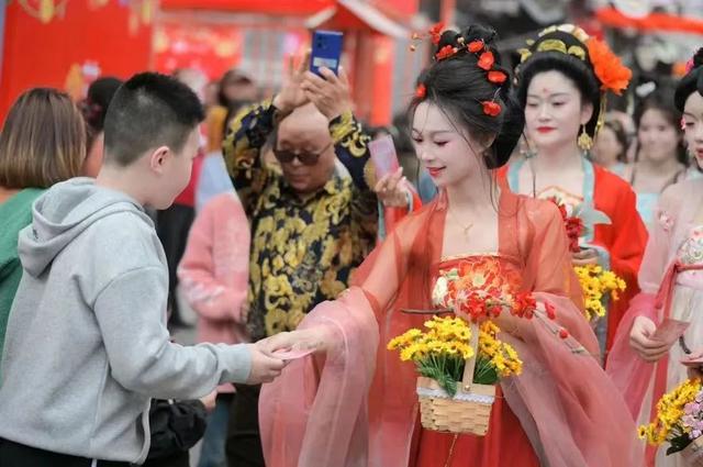 乐游绵阳 清凉一夏 ‖ 鹊梦落鲁班，星河共此时：2025鲁班镇七夕游园会邀你赴约