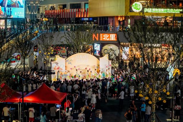 发布文明实践项目、赏非遗表演、逛“中秋庙会”……金山这场中秋活动超有料
