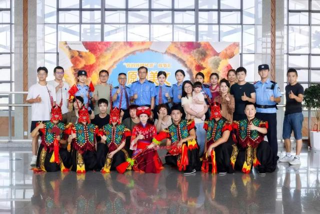 我的铁路风景｜非遗进车站，月饼传温情，旅途满是烟火气