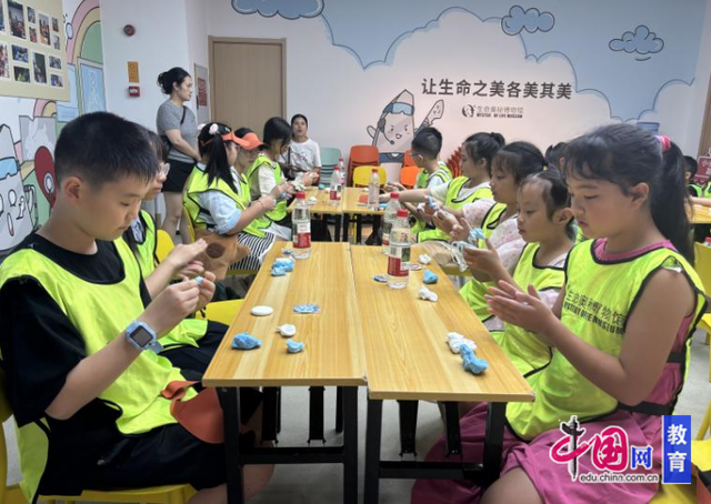 解码生命奇迹，探秘科学世界