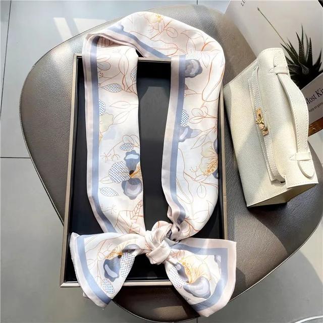 用一条丝巾，把百元单品穿出千元效果