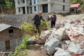湖南新化村民挖地基建房遭族人堵路，纠纷半年未解 官方处理意见未获族人认可图片