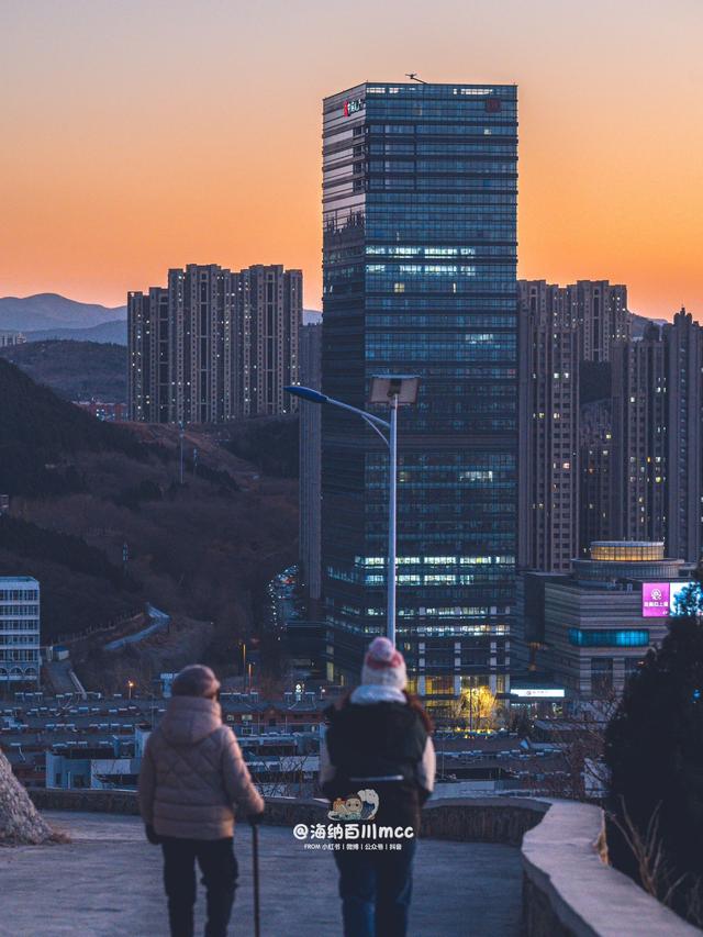 走！去郎茂山看日落