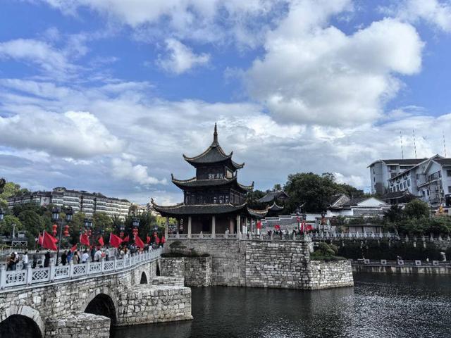 重点推荐：多彩贵州行大散文系列|记住了你的名字，叫贵州