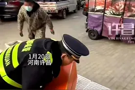 城管催商户出摊，一时热情不如持久温暖图片