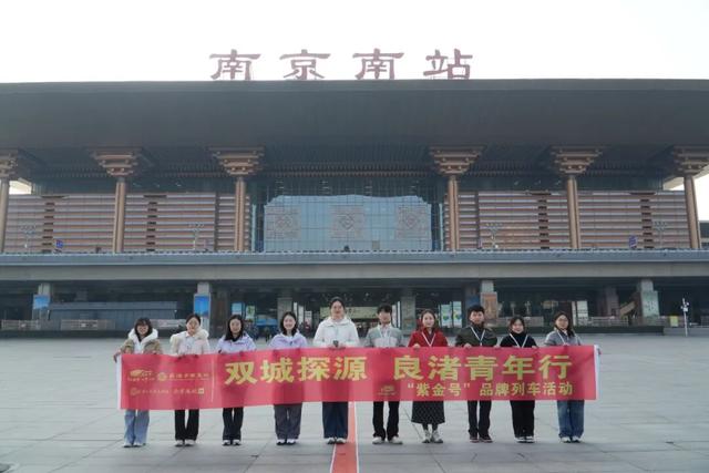 国内首趟！AR博物馆高铁车厢亮相长三角