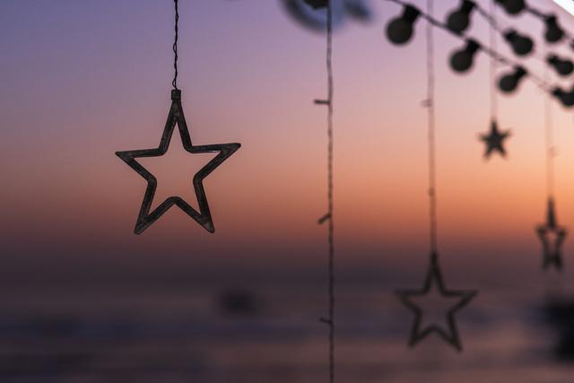 “爱心”树下 暮色醉人