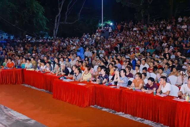 第十届大致坡琼剧文化季开幕，媒体聚焦琼剧盛事