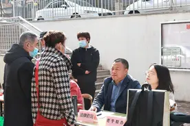 安装饮水机后家人经常胃痛腹泻  “老于帮办”协调商家处理图片