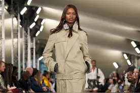 少了经典格纹，Burberry还是Burberry吗？图片