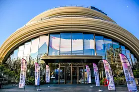 庆祝新中国成立75周年作品《我们的祖国》获上海国际公益广告大赛大奖图片