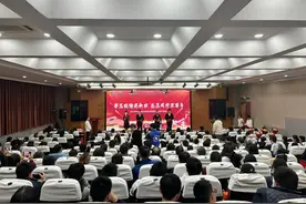 志愿者日，中共四大纪念馆为志愿者们点赞！图片