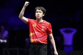 王楚钦第三度问鼎大满贯男单冠军，惊讶美国有这么多支持自己的球迷图片