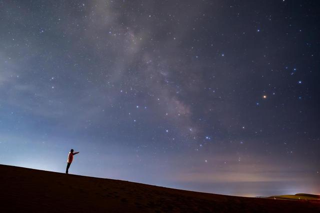 2025宁夏英仙座流星雨狂欢夜：五大观星目的地等你来打卡