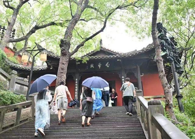 神女峰下、白帝城头……浩荡长江灿烂文明看醉中外嘉宾
