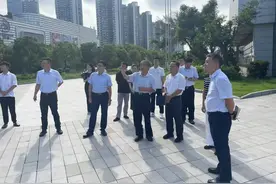 【馆内新闻】厦门市副市长廖华生、厦门市原副市长潘世建、思明区副区长王意达等一行到我馆考察调研图片