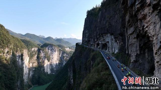 湖北恩施打造“交通+旅游”融合新样本