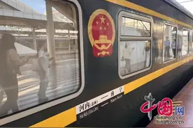 中越国际旅客列车4个月发送跨境旅客超8000人次图片