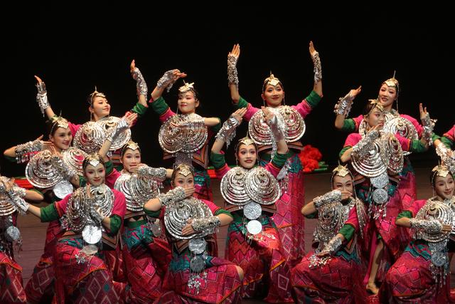 且以诗意共阳光！海南文旅融合绘就活力新画卷