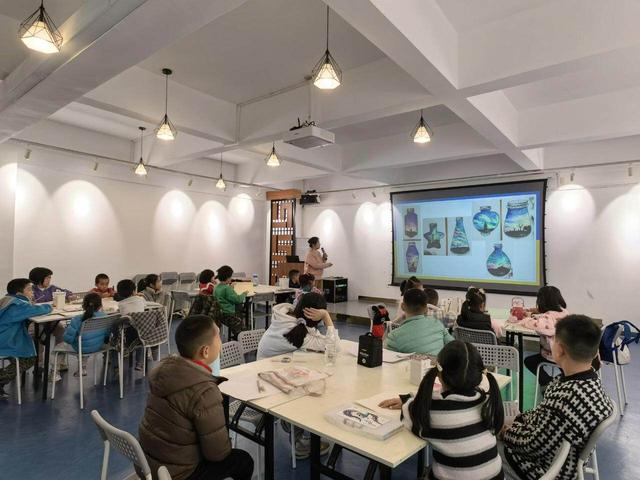 “不打烊”的文化关怀：武江文旅体局的惠民新实践